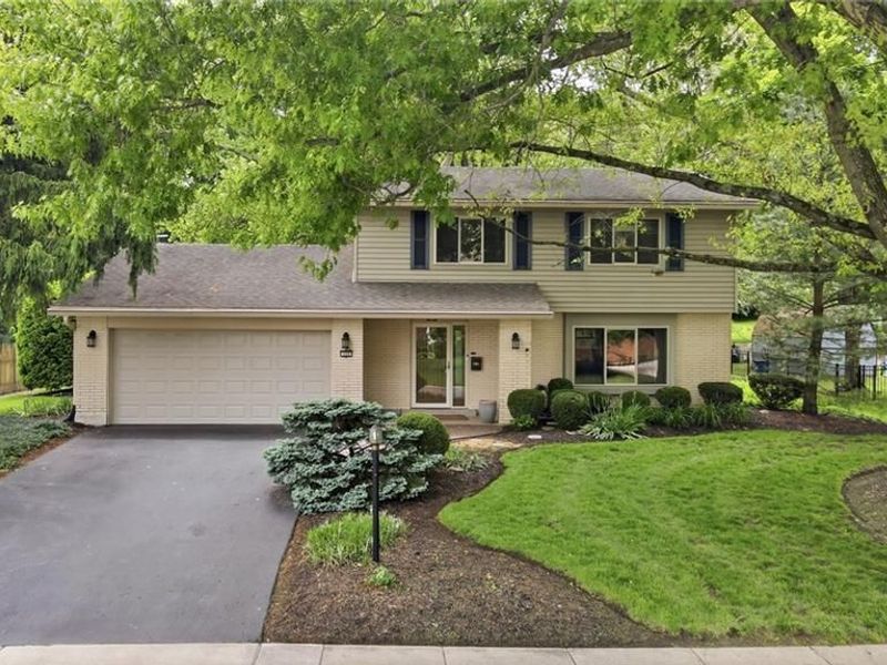 320 S Village Drive, Washington Township, OH 45459 Photo 2