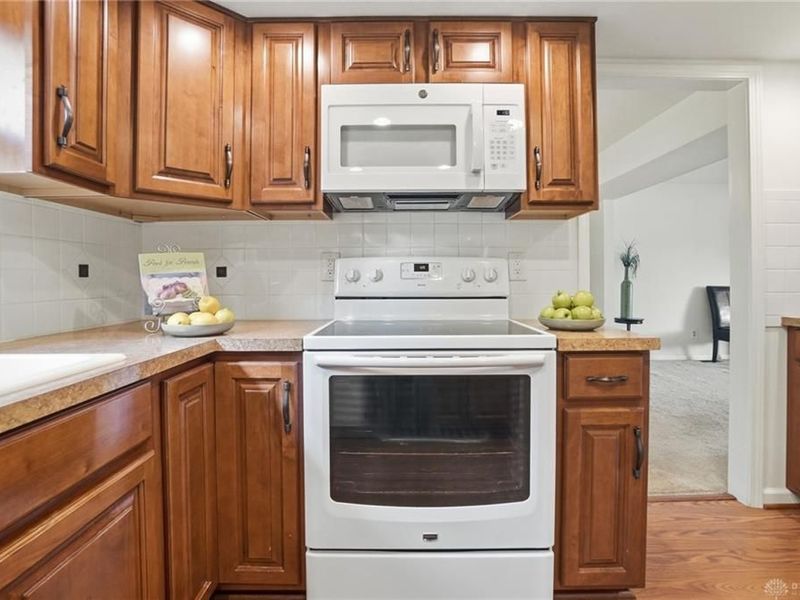 320 S Village Drive, Washington Township, OH 45459 Photo 22