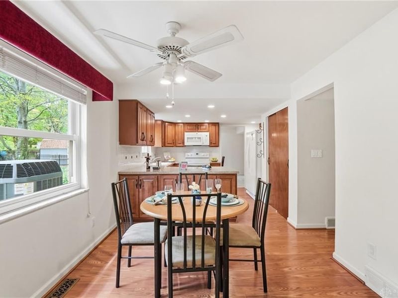 320 S Village Drive, Washington Township, OH 45459 Photo 26