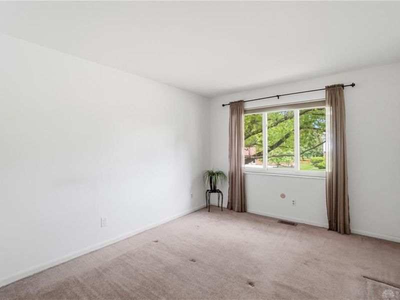 320 S Village Drive, Washington Township, OH 45459 Photo 39