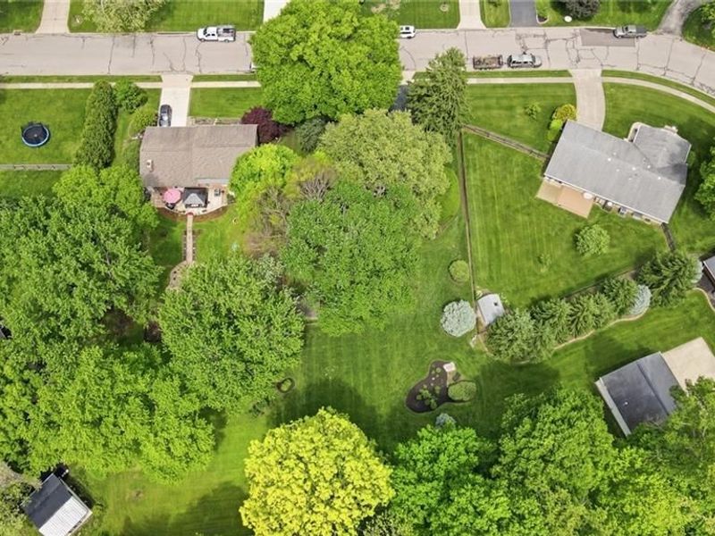 320 S Village Drive, Washington Township, OH 45459 Photo 4