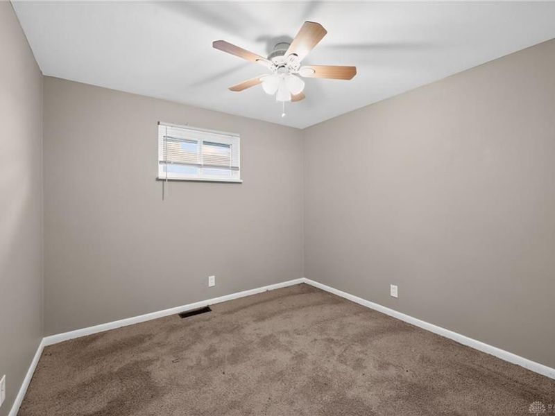 2421 Acorn Drive, Kettering, OH 45419 Photo 12
