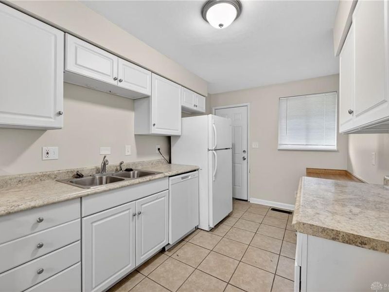 2421 Acorn Drive, Kettering, OH 45419 Photo 16
