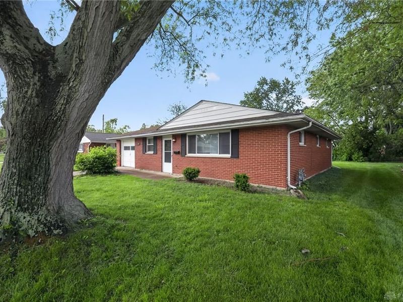 2421 Acorn Drive, Kettering, OH 45419 Photo 4