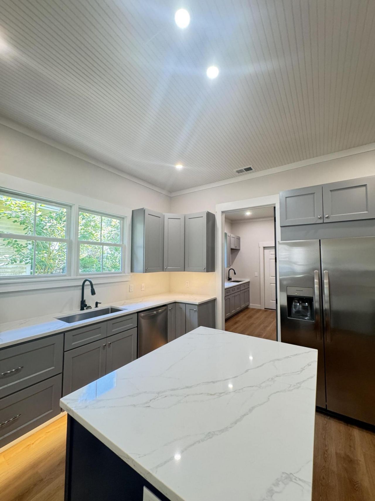 105 Tracy Street Photo 12
