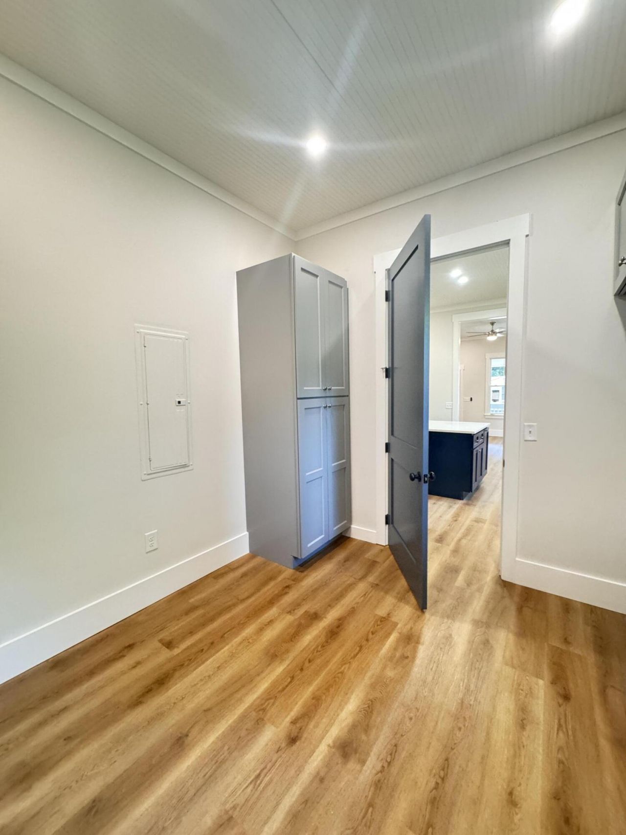 105 Tracy Street Photo 14