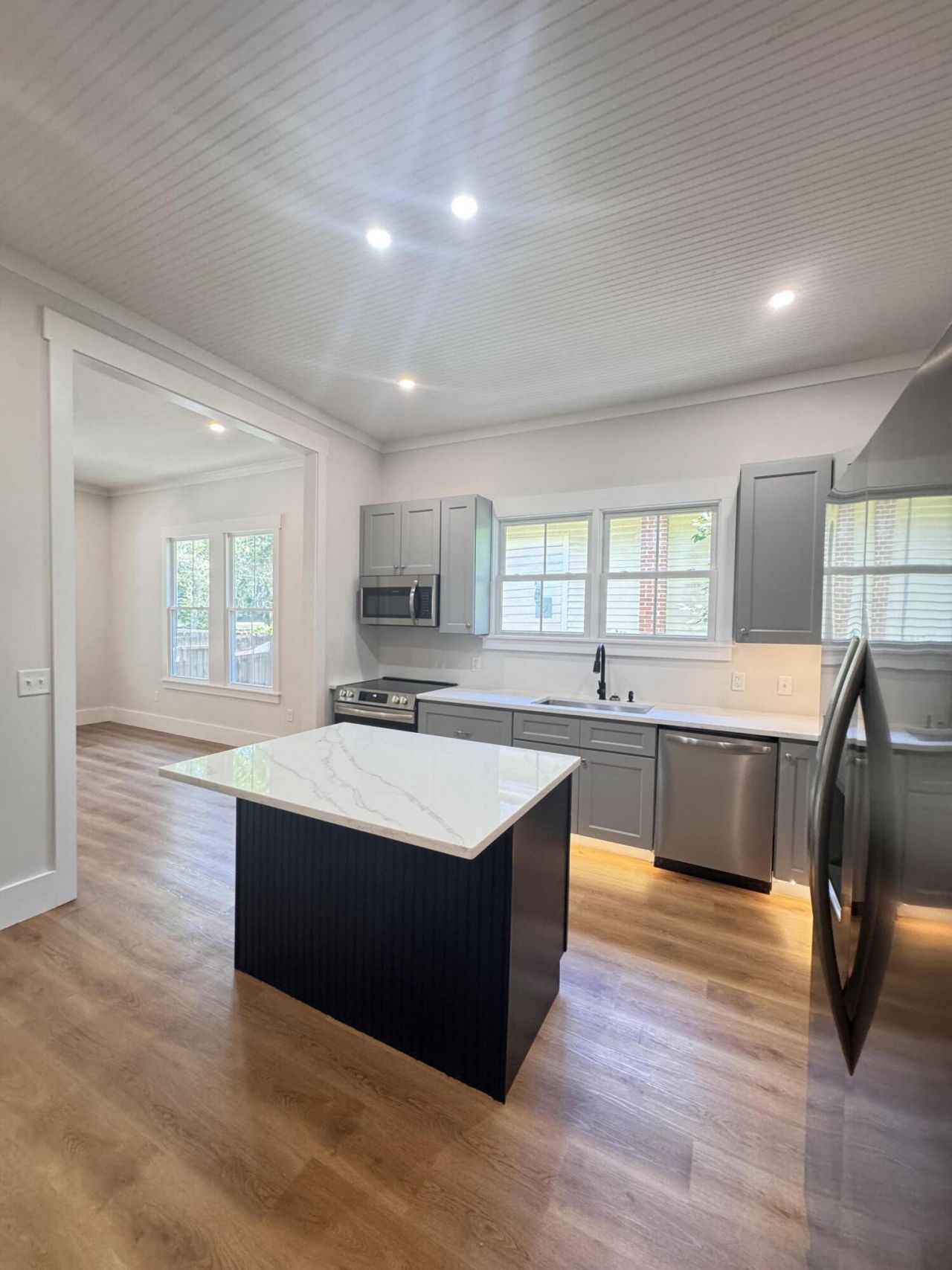 105 Tracy Street Photo 27