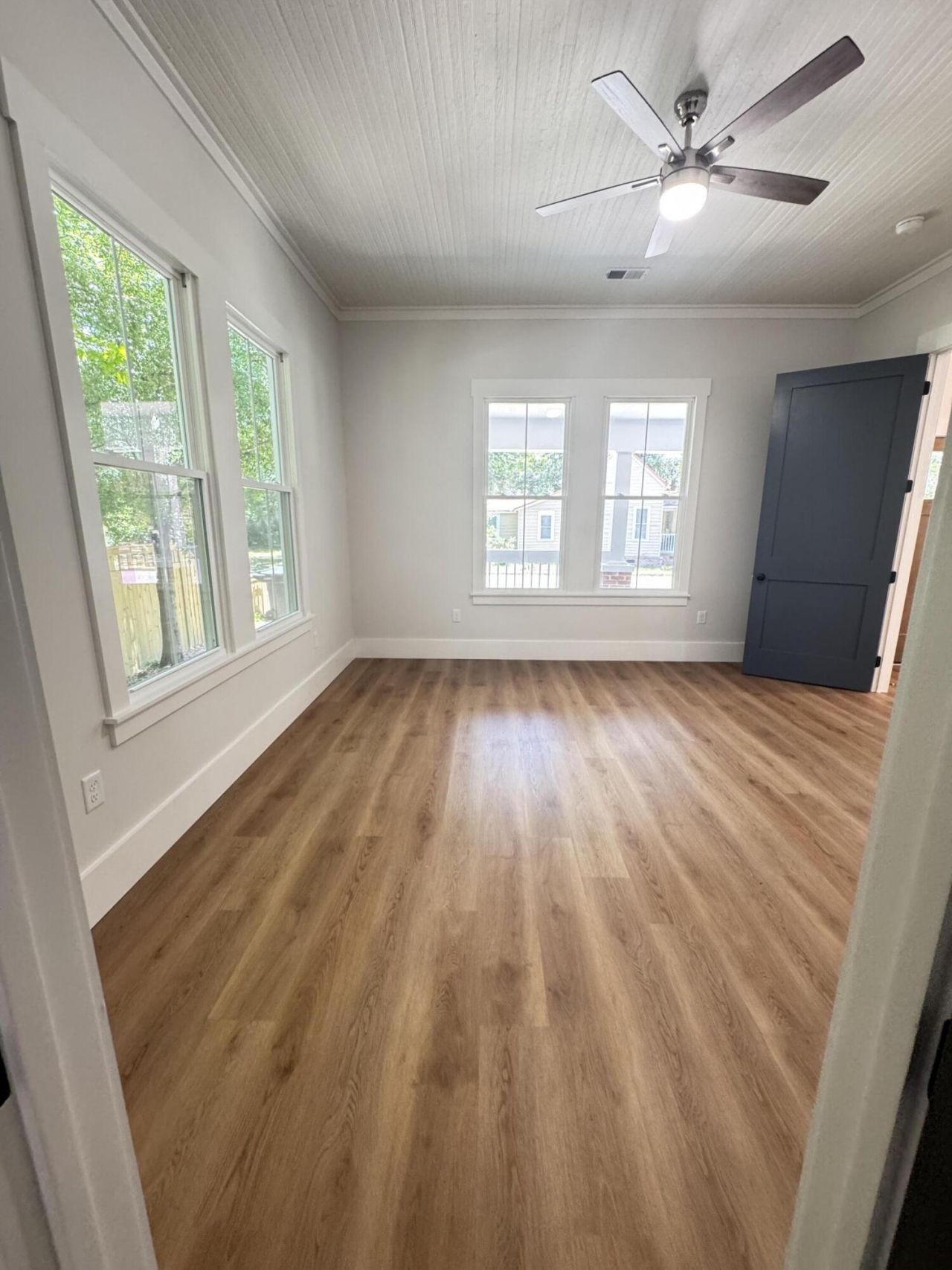 105 Tracy Street Photo 39