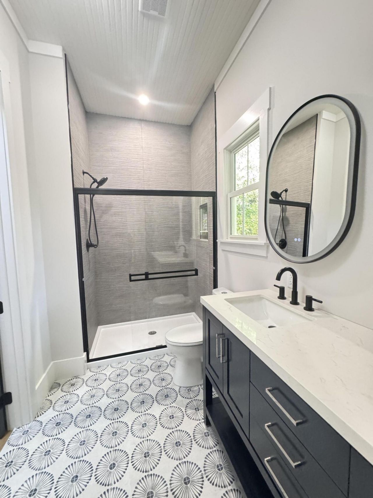 105 Tracy Street Photo 44