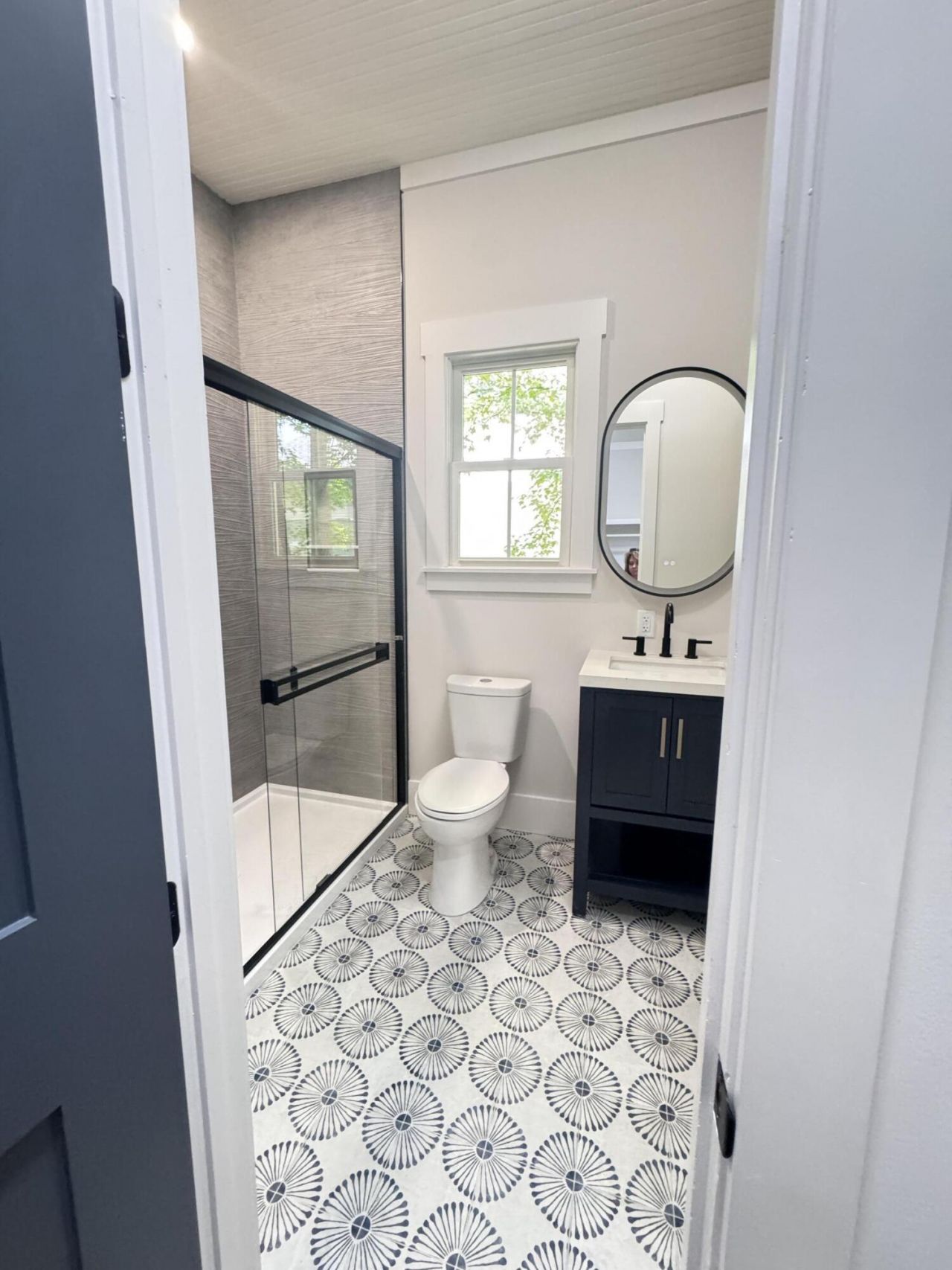 105 Tracy Street Photo 45