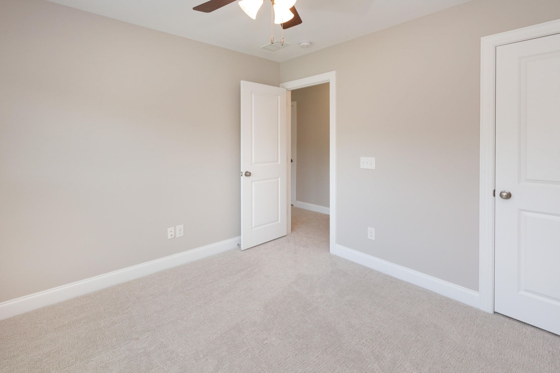 1024 Banker Court Photo 23