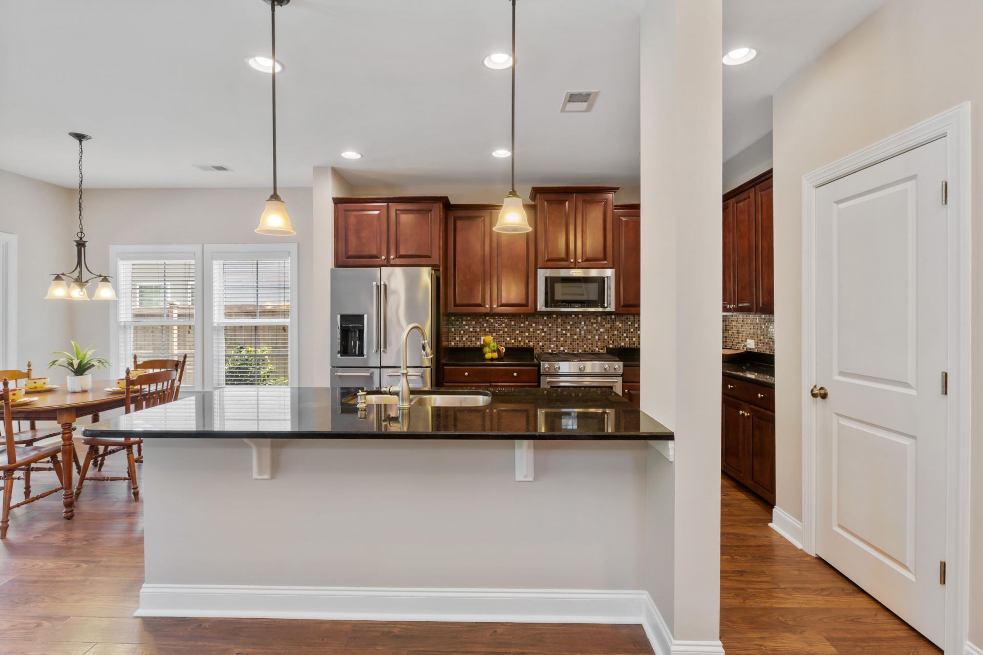 1024 Banker Court Photo 7