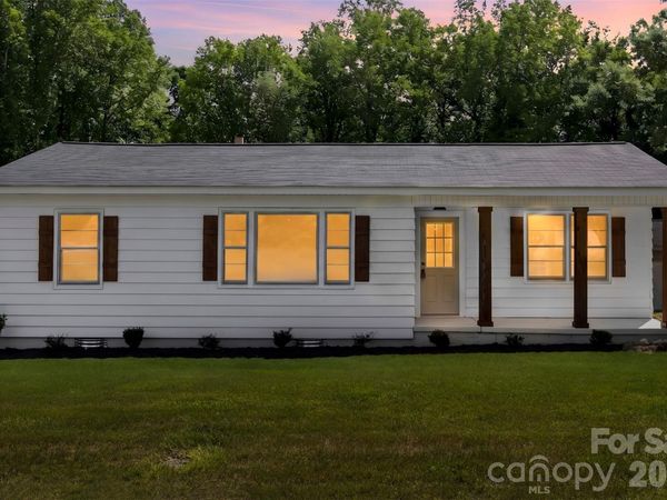 301 Gittens Street, Lowell, NC 28098
