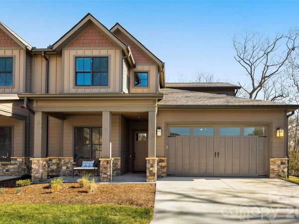 65 Chimney Chase Trail , Hendersonville, NC 28739