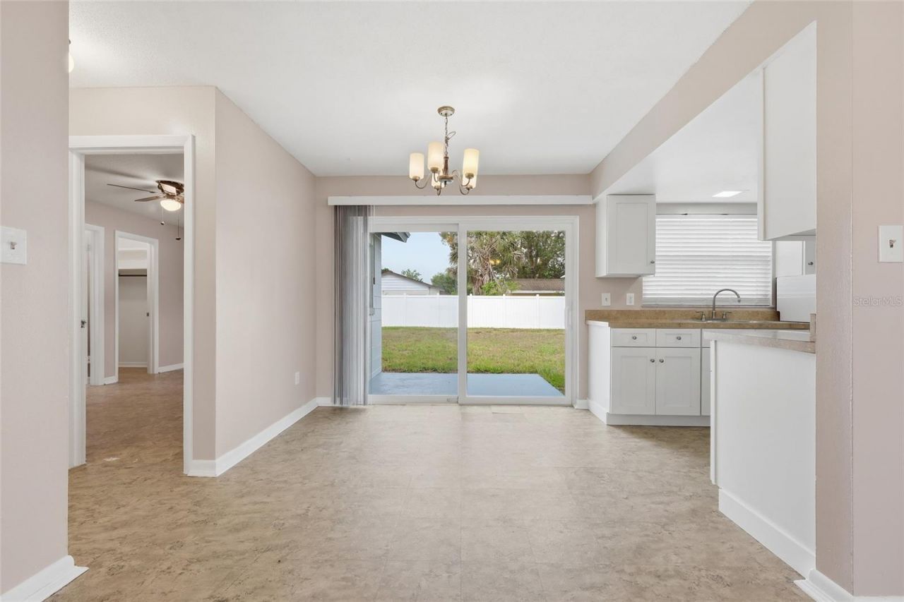 4048 Castlegate Drive, Orlando, FL 32839 Photo