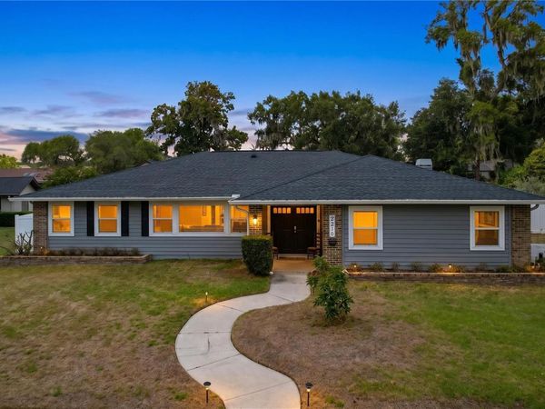 2210 ARBOR OAKS DRIVE, VALRICO, FL 33594