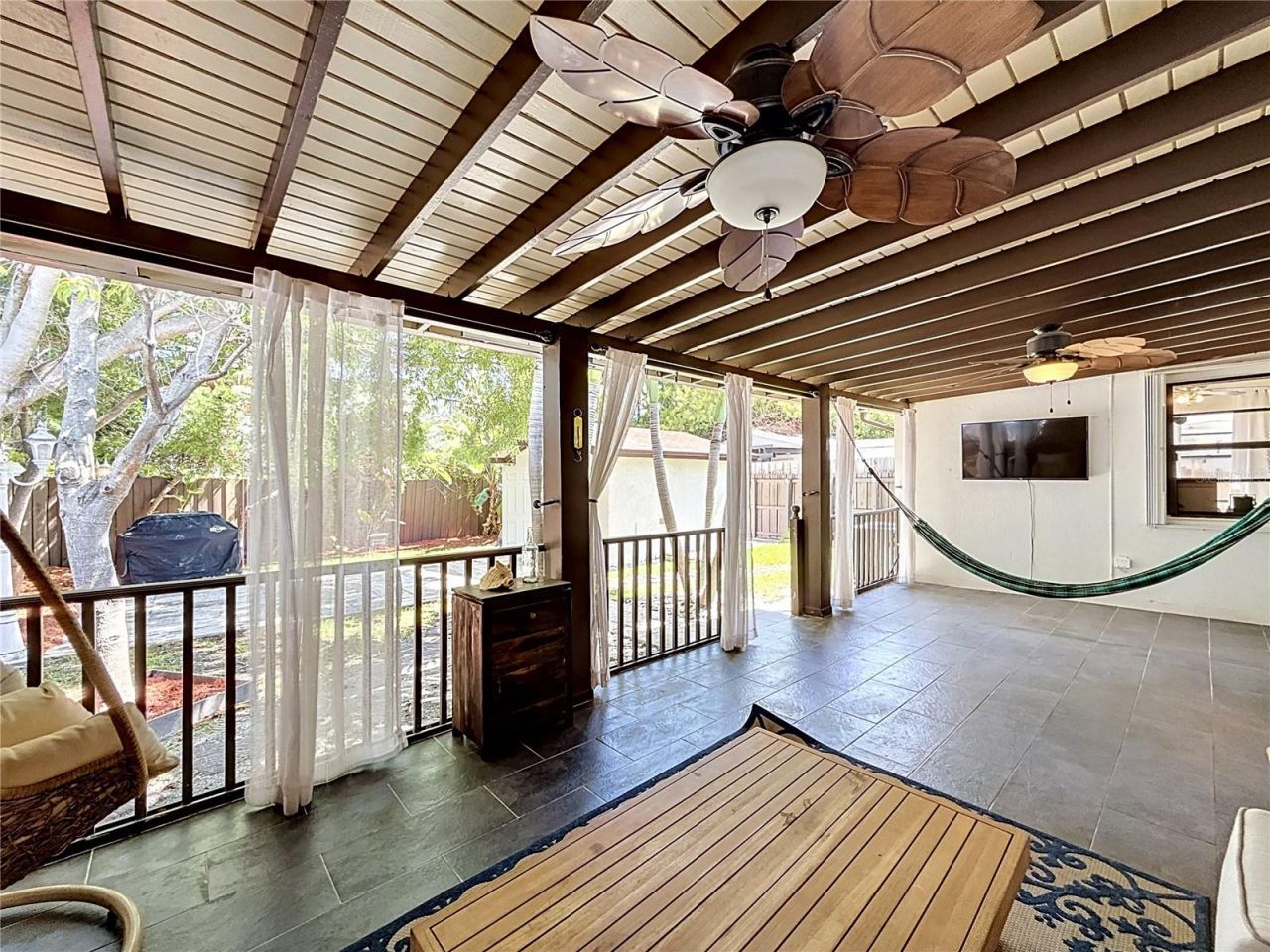 821 83rd St, Miami Beach, FL 33141 Photo