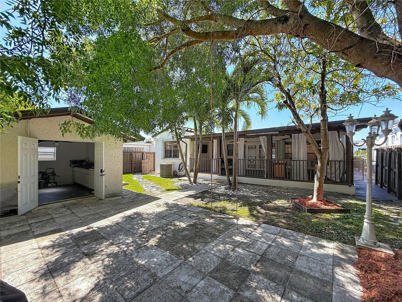 821 83rd St, Miami Beach, FL 33141 Photo