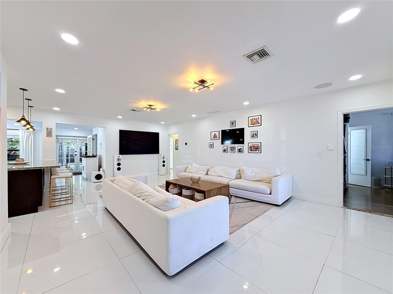 821 83rd St , Miami Beach, FL 33141 Photo