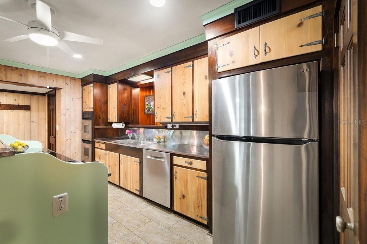 639 & 659 John Anderson Drive, Ormond Beach, FL 32176 Photo
