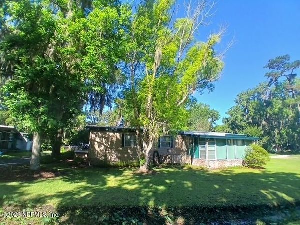114 N GERALDO Road, East Palatka, FL 32131