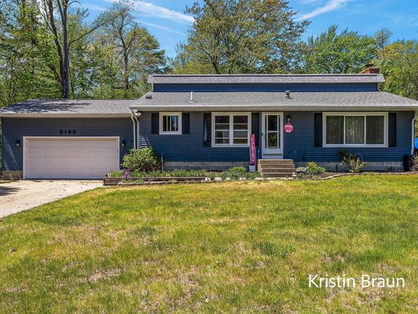 5185 Pine Ridge Drive, Norton Shores, MI 49441