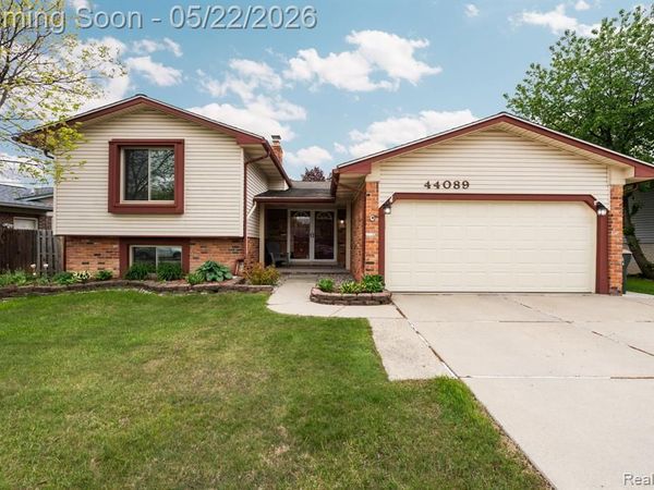 44089 Harsdale Drive, CANTON, MI 48187