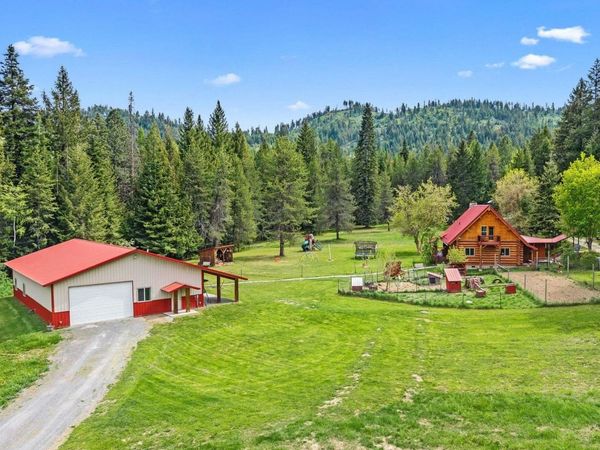 2111 H Dry Creek Rd, Chewelah, WA 99109