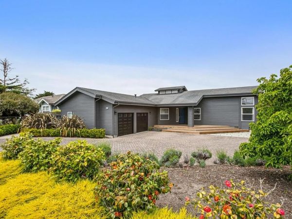 405 Kelly Avenue, Half Moon Bay, CA 94019