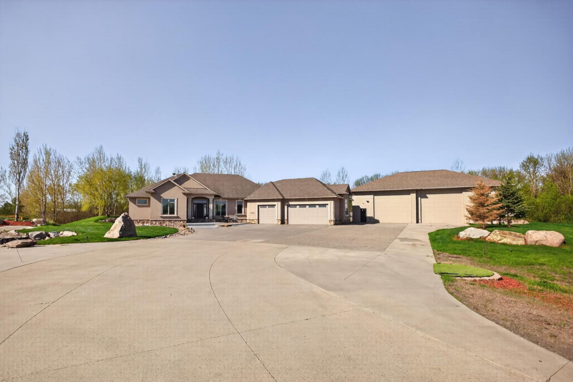 7620 Adelman Drive  primary photo