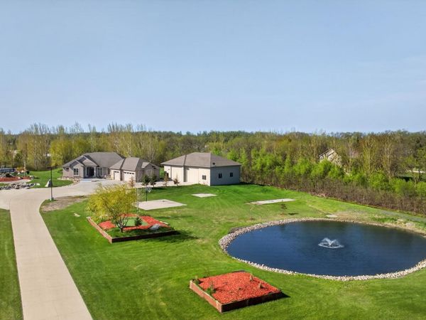 7620 Adelman Drive , Horace, ND 58047