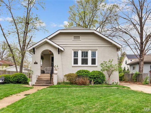 1027 Curran Avenue, Kirkwood, MO 63122