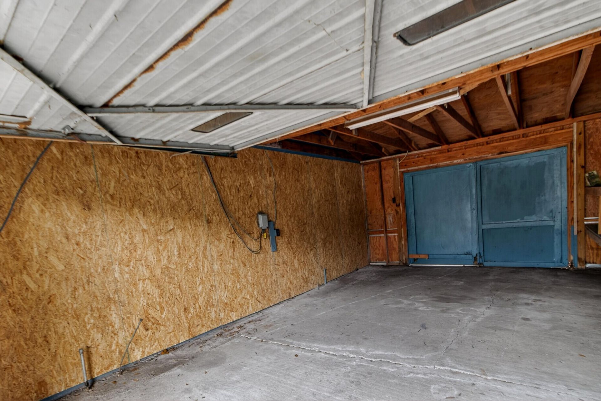 3018 Matipan Avenue Photo 32
