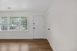 3018 Matipan Avenue photo 4