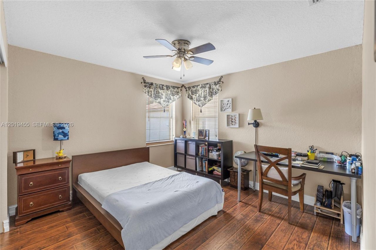 17047 NW 16th St, Pembroke Pines, FL 33028 Photo