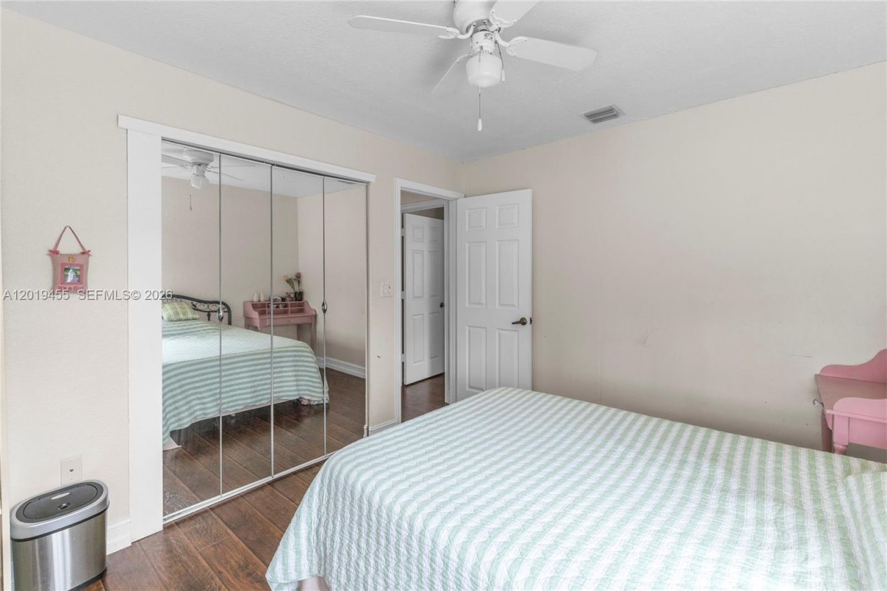 17047 NW 16th St, Pembroke Pines, FL 33028 Photo