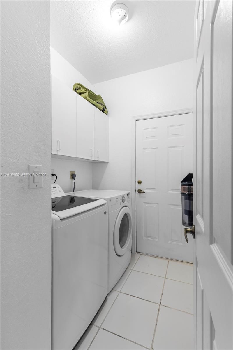 17047 NW 16th St, Pembroke Pines, FL 33028 Photo