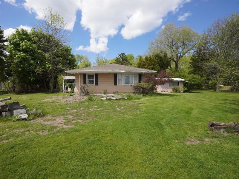 2426 E Schiewe Road, Port Clinton, OH 43452 Photo 3
