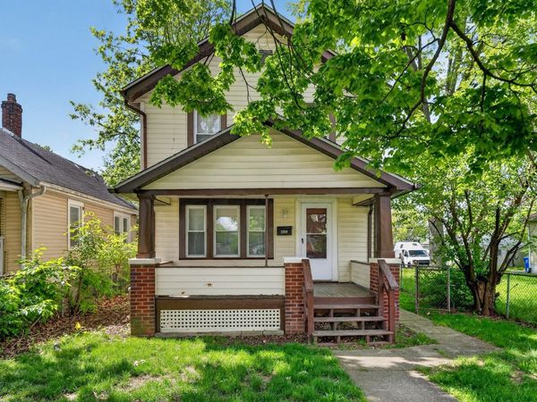 1389 Genessee Avenue , Columbus, OH 43211
