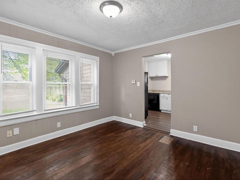 1389 Genessee Avenue , Columbus, OH 43211 Photo 13