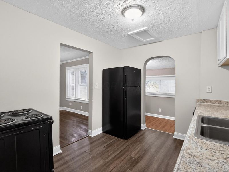 1389 Genessee Avenue , Columbus, OH 43211 Photo 20