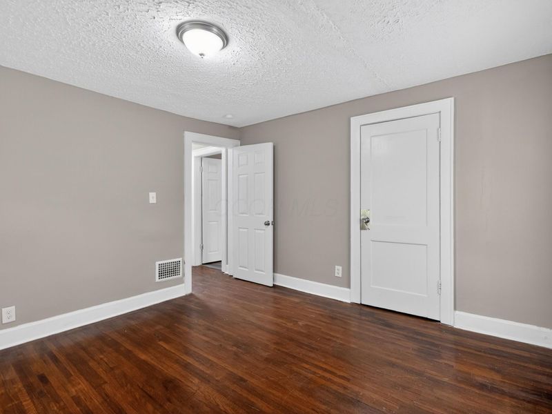1389 Genessee Avenue, Columbus, OH 43211 Photo 24