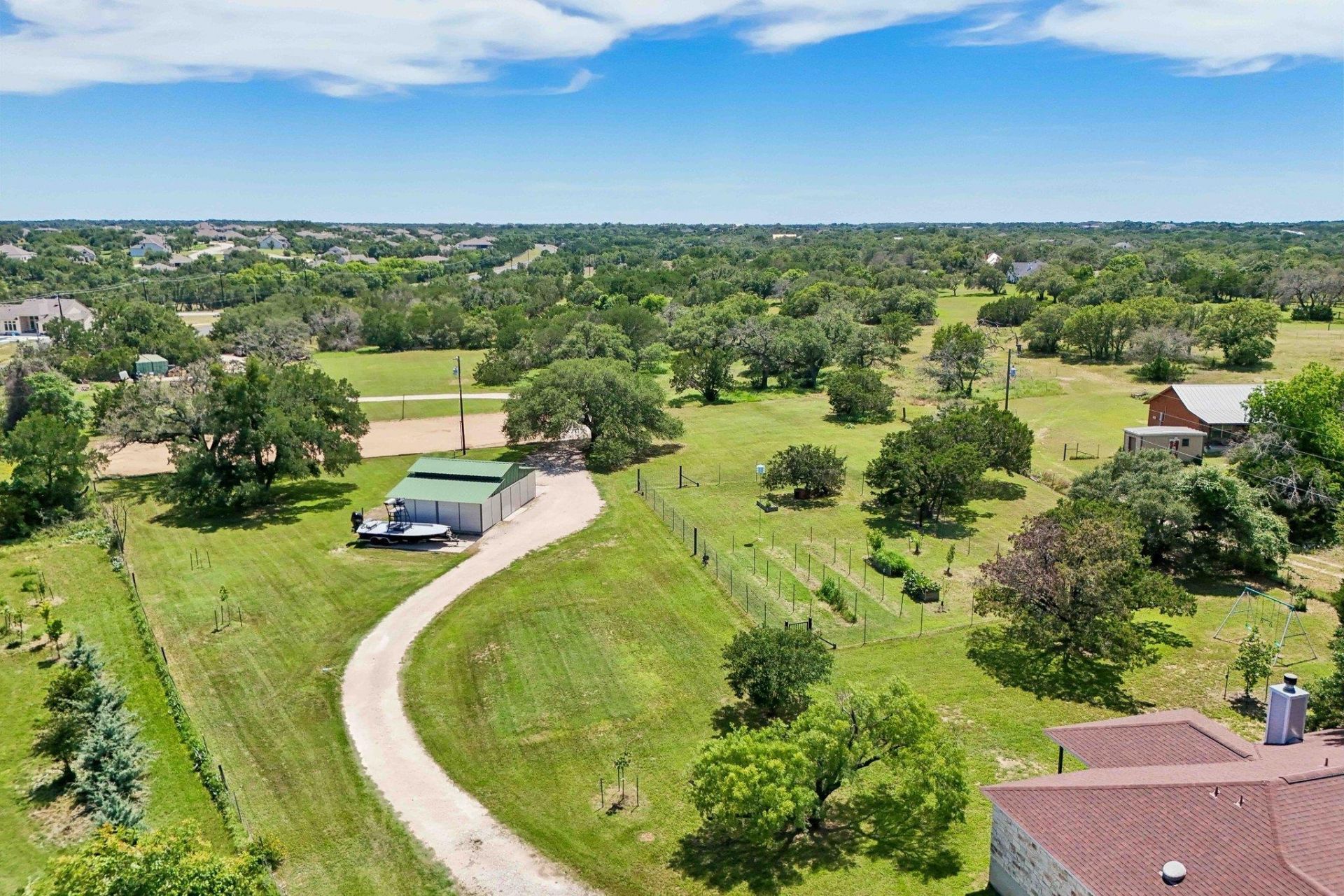 136 Thoroughbred Trce, Liberty Hill, TX 78642 Main Photo