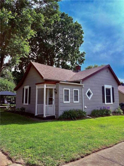 400 S Missouri Street, Liberty, MO 64068 Main Photo