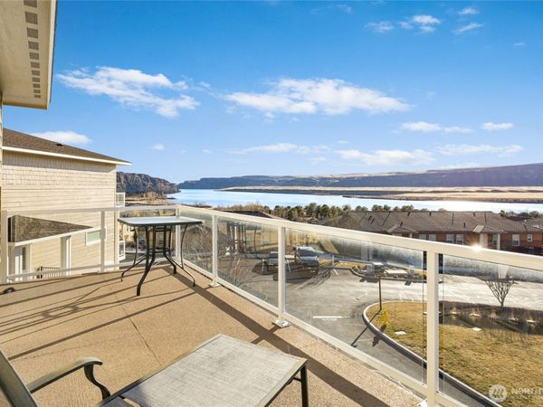 9205 Red Cliff Drive NW, Unit B50, Quincy, WA 98828