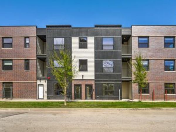 3992 S Lake Park Avenue , Unit 3S, Chicago, IL 60653