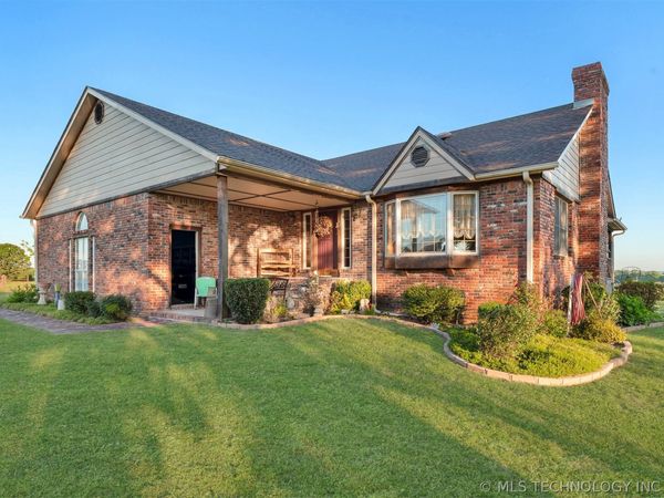24751 S 200 Road , Henryetta, OK 74437