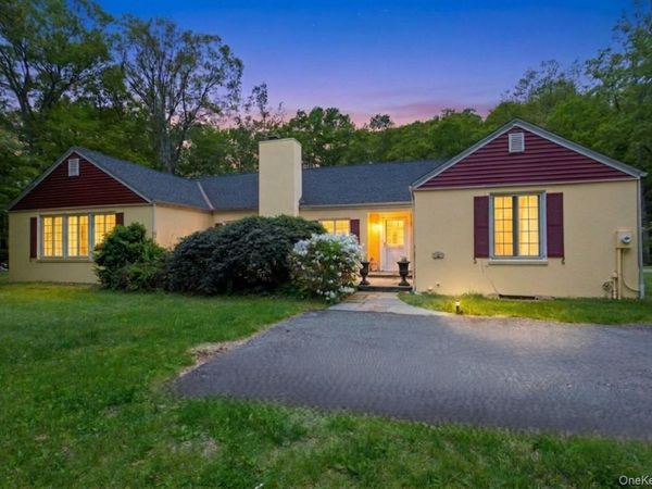 5 Primrose Street , Katonah, NY 10536