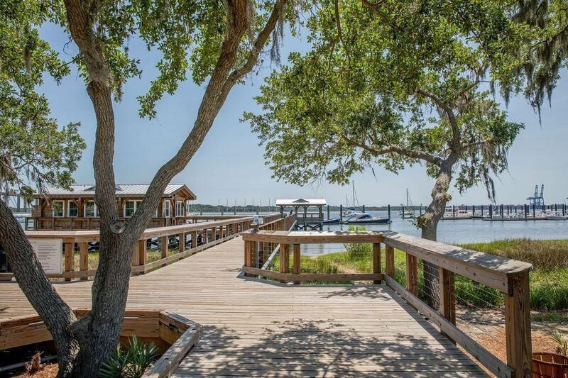 130 River Landing Drive Photo 32