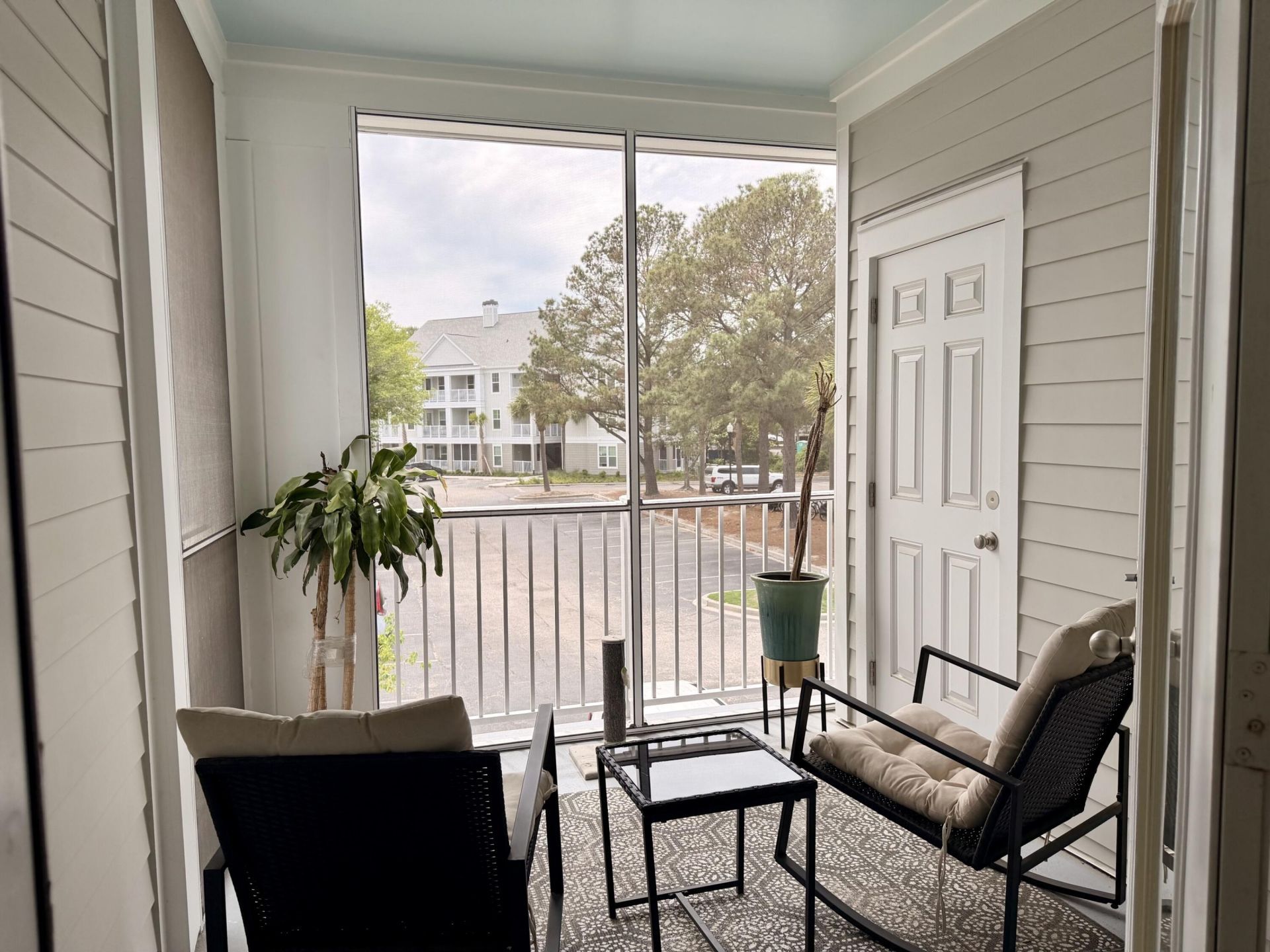 130 River Landing Drive Photo 6
